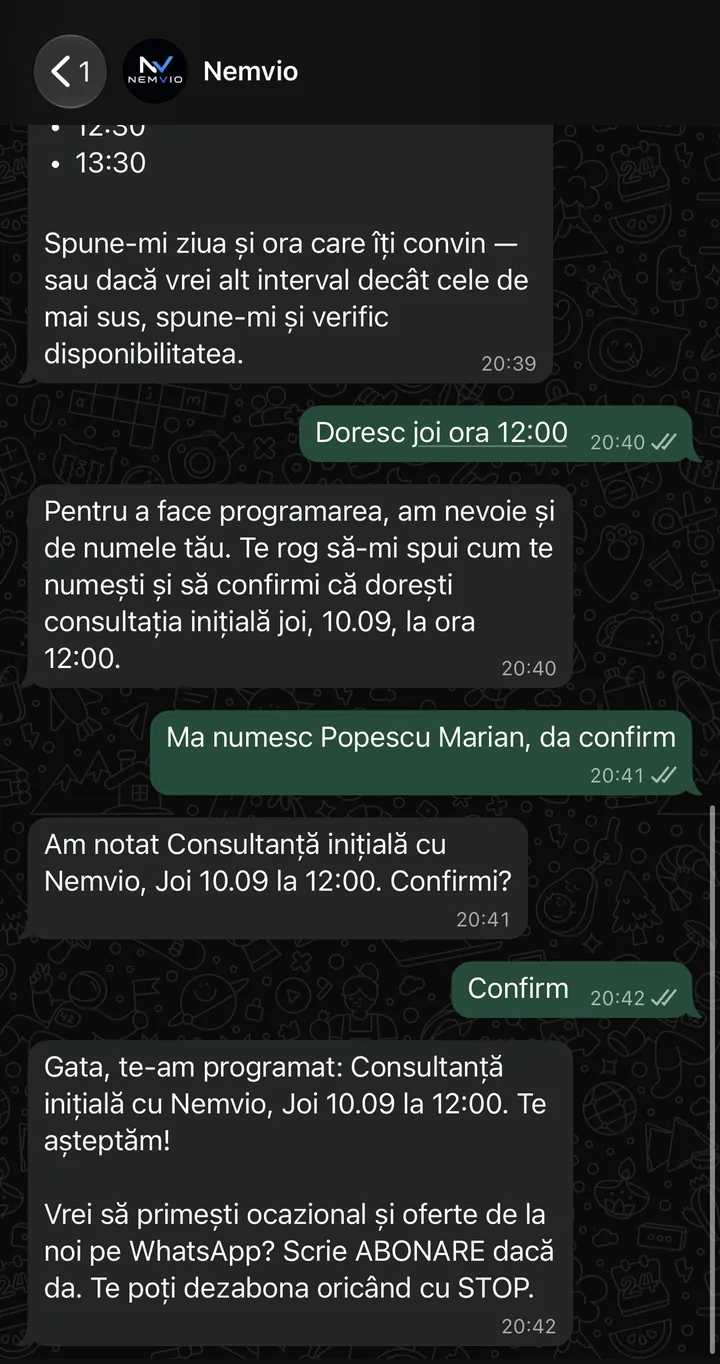 Conversație reală pe WhatsApp cu Nemvio: clientul alege joi la 12:00, își spune numele și confirmă, iar asistentul virtual face programarea pe loc.